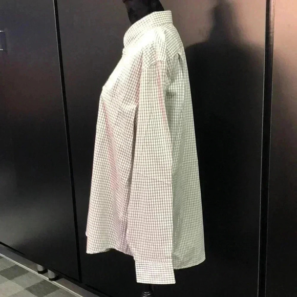 Izod Easy Care Checkered Cotton polyester, logo chest pocket tailored shirt - Picture 5 of 7